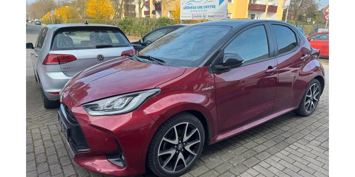 Toyota Yaris 228.000 km 12.500 &euro; DORTMUND 44263