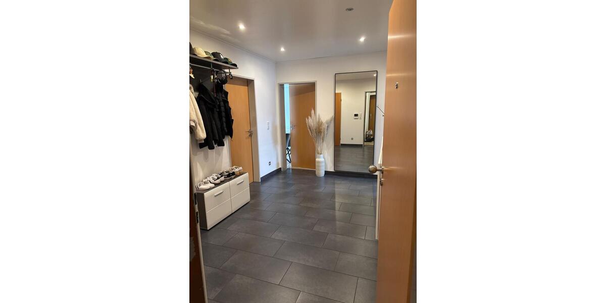 Dachgeschoßwohnung Menden (Sauerland) Bösperde - 4 Zimmer, 95 m&sup2;, 895&euro; | Angebot:25932992