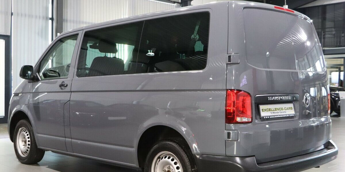 VW T6.1 Transporter KOMBI 2.0 TDI 9-SITZER / GREY 84.000 km 26.555 &euro; Hamm 59077