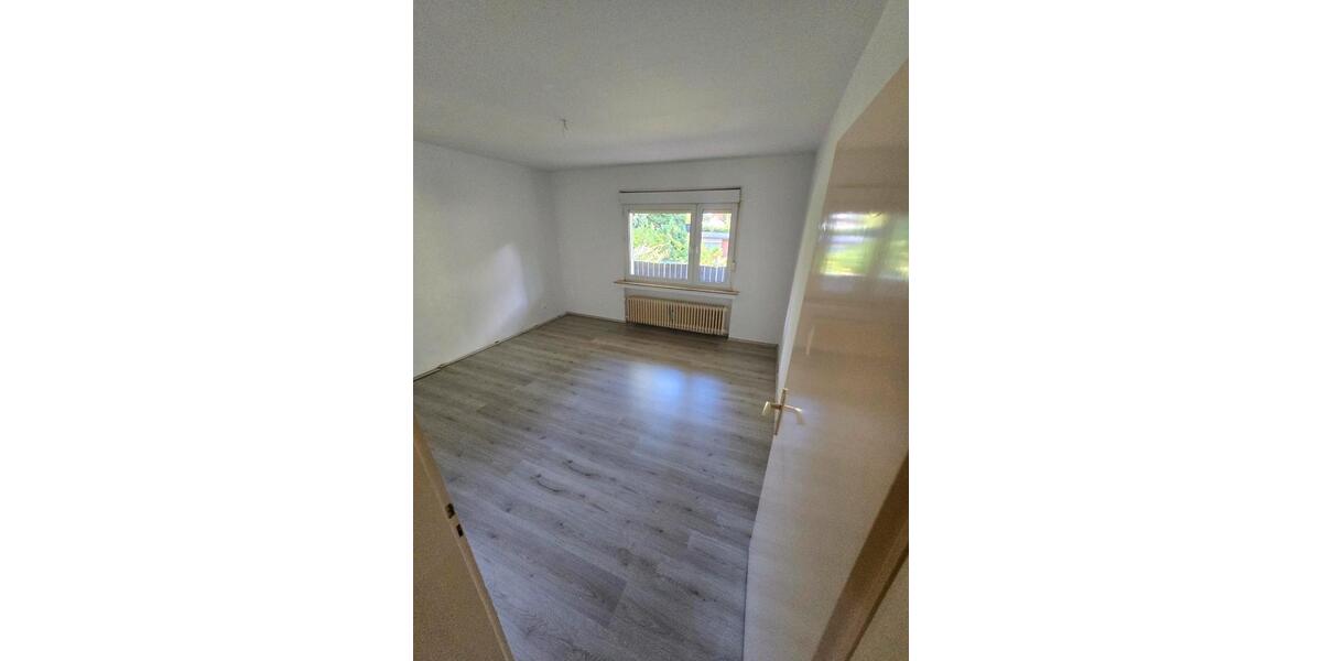 Etagenwohnung Dortmund Hörde - 3 Zimmer, 75 m&sup2;, 935&euro; | Angebot:25046402