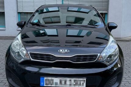 Kia Rio 106.000 km 4.350 &euro; Dortmund 44147