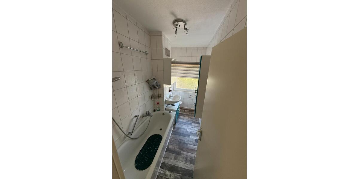 Etagenwohnung Castrop-Rauxel Deinighausen - 3.5 Zimmer, 60 m&sup2;, 590&euro; | Angebot:26646053