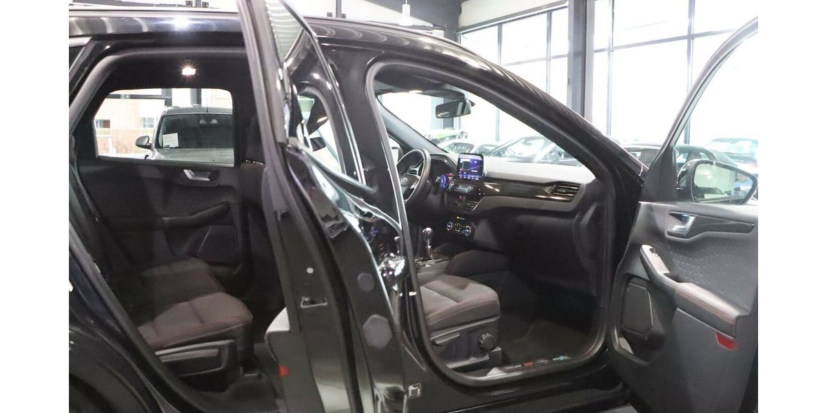 Ford Kuga 2.0 ECOBLUE STYLE ST-LINE SPORT BLACK / LED 125.000 km 17.444 &euro; Hamm 59077