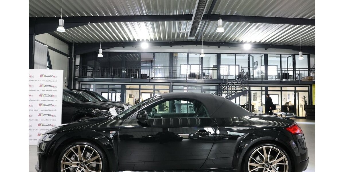 Audi TT ROADSTER 45 Q S-LINE BLACK BRONZE SELEKTION 8.400 km 48.777 &euro; Hamm 59077