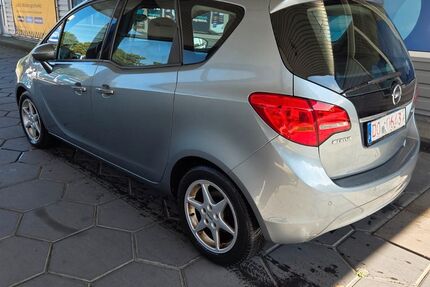 Opel Meriva 118.000 km 4.999 &euro; Dortmund 44147