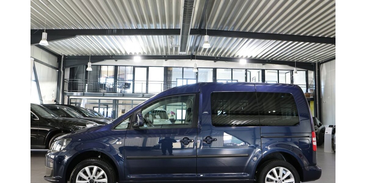 VW Caddy Kombi 1.6 TDI / 5-SITZER / -OPTIK / AHK 128.000 km 14.444 &euro; Hamm 59077