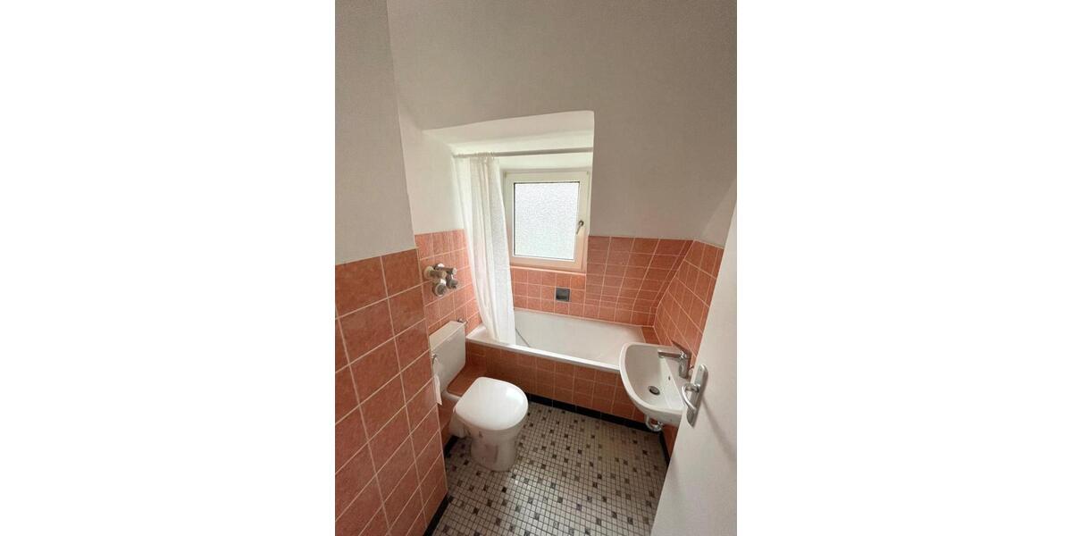 Dachgeschoßwohnung Menden (Sauerland) Bösperde - 2 Zimmer, 44 m&sup2;, 419&euro; | Angebot:26568680