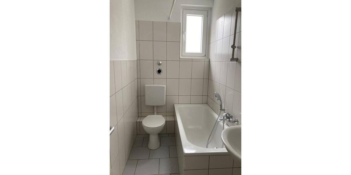 Dachgeschoßwohnung Dortmund Innenstadt Nord - 2.5 Zimmer, 80 m&sup2;, 645&euro; | Angebot:25643791