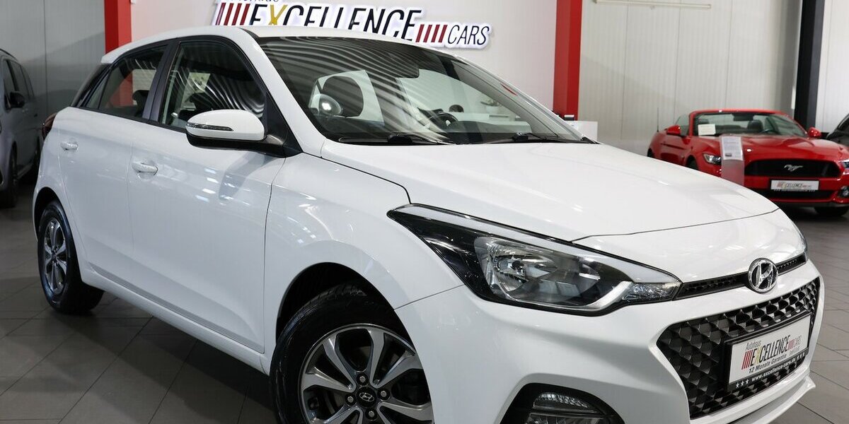 Hyundai i20 1.2 ACTIVE WHITE / 4-TÜR, TEMPOMAT, SHZ, PDC 87.000 km 10.444 &euro; Hamm 59077