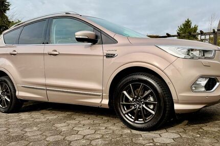 Ford Kuga 79.000 km 17.900 &euro; Unna 59425