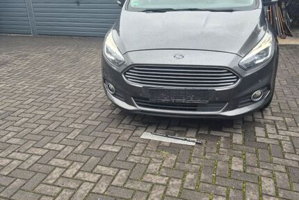 Ford S-Max 243.555 km 6.700 &euro; Dortmund 44339