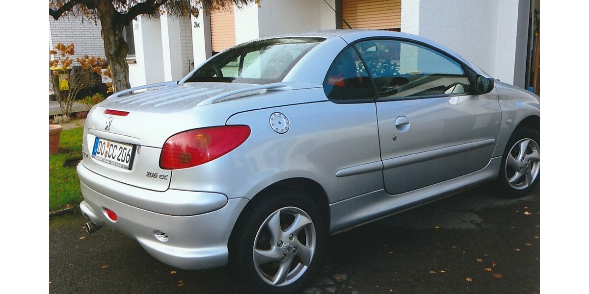 Peugeot 206 CC 146.000 km 3.200 &euro; Dortmund 44135