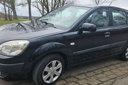 Kia Rio 146.543 km 2.150 &euro; Dortmund 44357