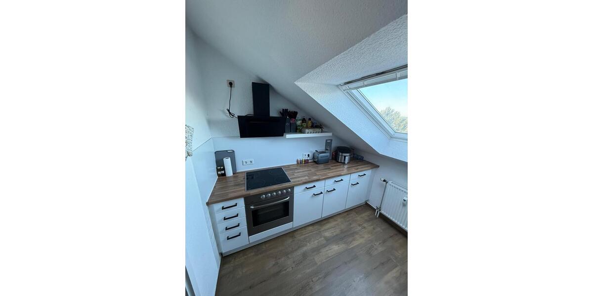 Dachgeschoßwohnung Iserlohn Grüne - 3 Zimmer, 77 m&sup2;, 155.000&euro; | Angebot:26889940