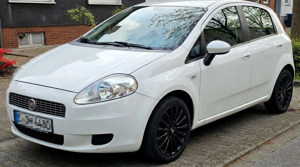 Fiat Punto 84.300 km 4.950 &euro; Dortmund 44329