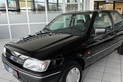 Ford Fiesta 28.926 km 9.890 &euro; Dortmund Innenstadt Ost 44143