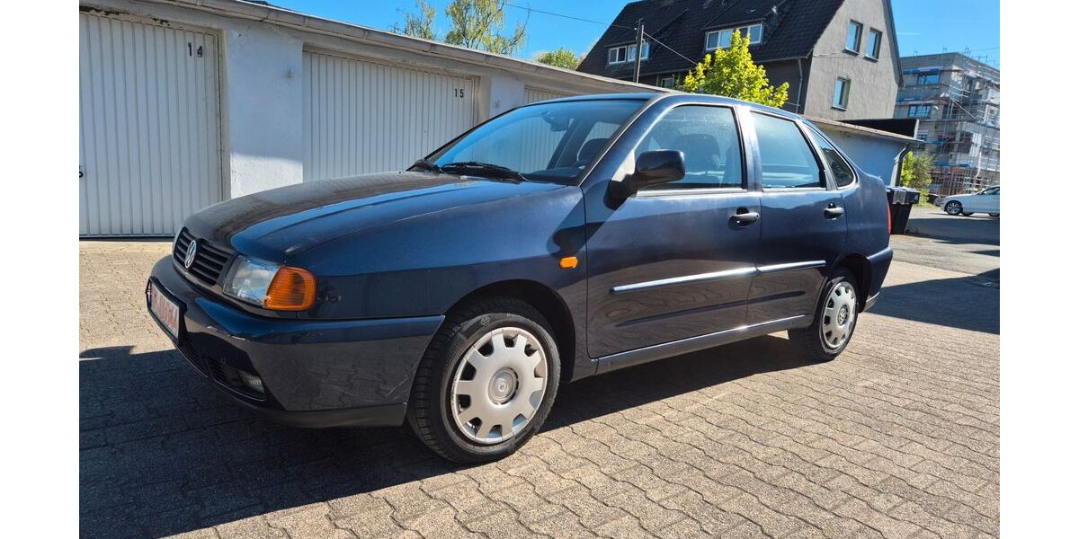 VW Polo 93.344 km 1.499 &euro; Lünen 44532