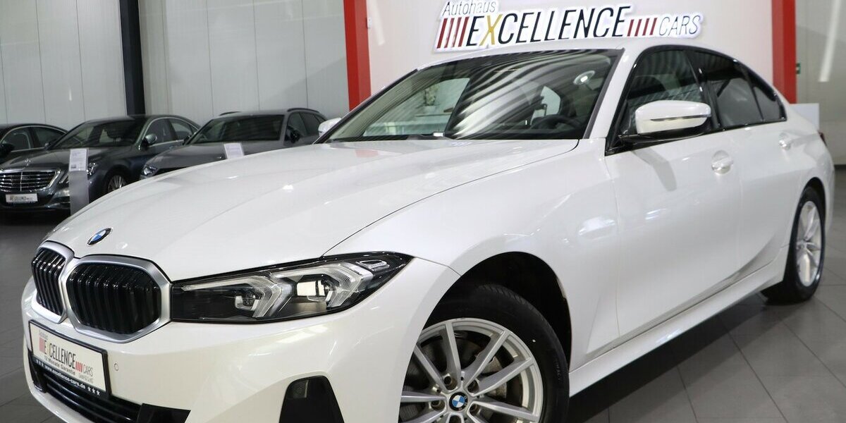 BMW 320d LIMOUSINE xDrive BUSINESS / CURVED / LED 68.000 km 29.777 &euro; Hamm 59077
