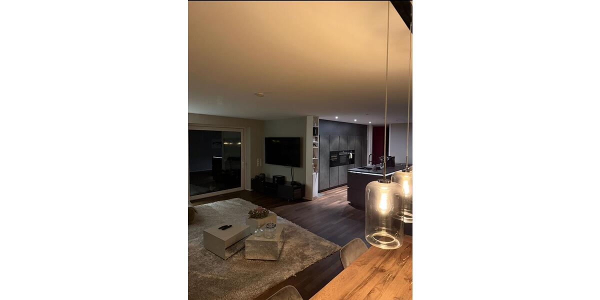 Erdgeschoßwohnung Dortmund Hombruch - 2.5 Zimmer, 114 m&sup2;, 1.750&euro; | Angebot:26661776