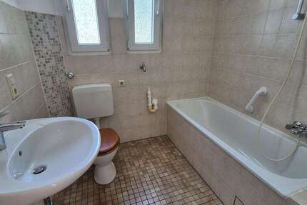 Wohnung Witten Annen - 3.5 Zimmer, 64 m&sup2;, 463&euro; | Angebot:27312673