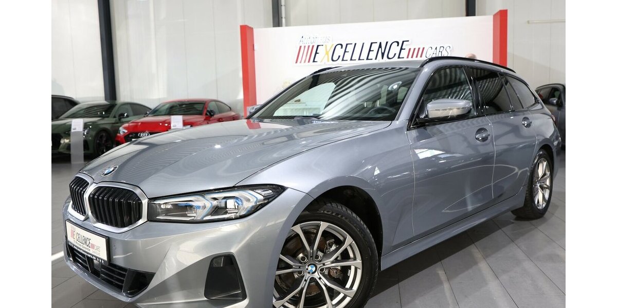 BMW 318d Touring SPORT / PANORAMA,LEDER,CURVED+HUD 53.000 km 29.993 &euro; Hamm 59077