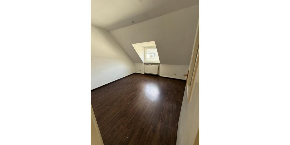 Dachgeschoßwohnung Hamm - 2 Zimmer, 44 m&sup2;, 360&euro; | Angebot:25647937