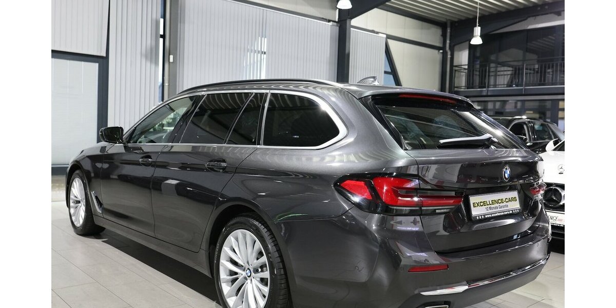BMW 530i Touring INNOVATION LUXURY-LINE BUSINESS 45.000 km 39.444 &euro; Hamm 59077