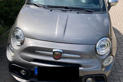 Abarth 595C 104.500 km 12.900 &euro; Dortmund 44379