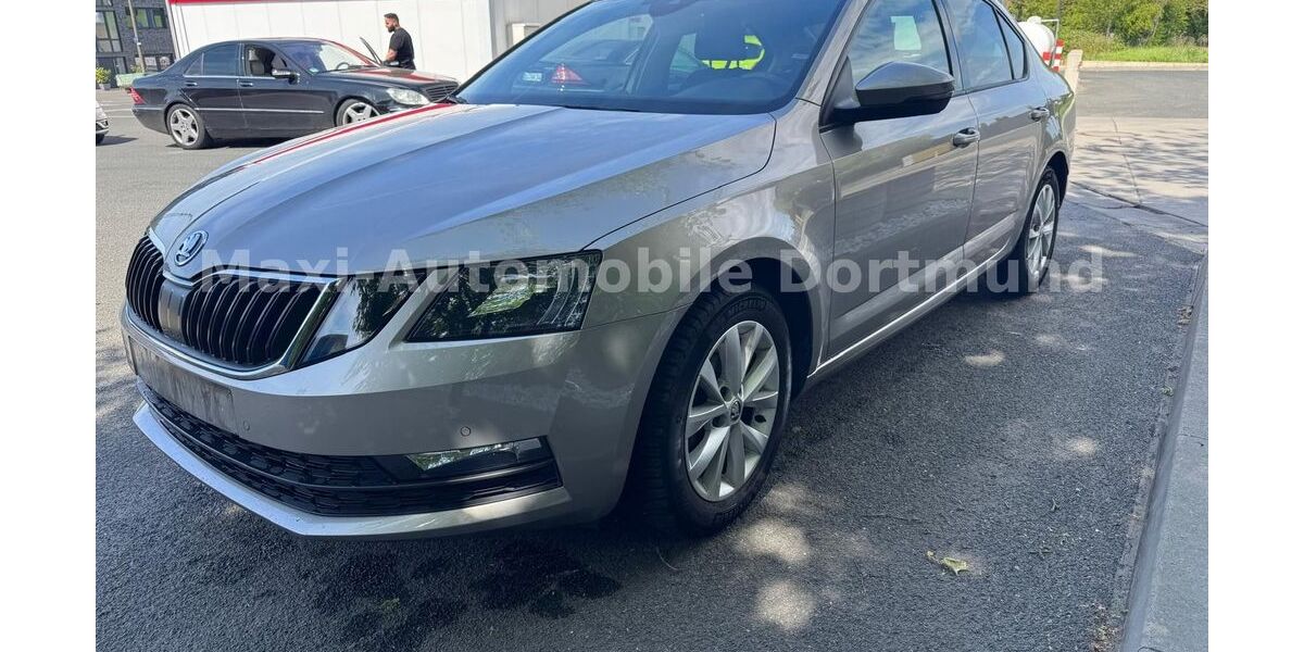 Skoda Octavia 123.000 km 8.880 &euro; dortmund 44369