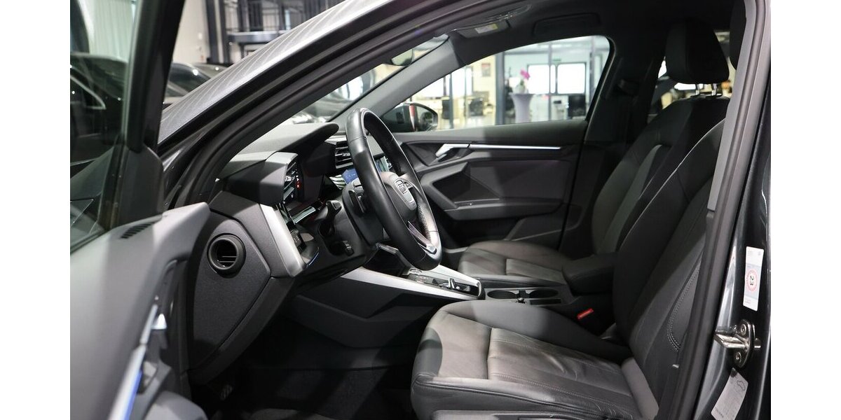 Audi A3 LIMOUSINE 30 TFSI S-LINE MATRIX, VOLL-LEDER 60.000 km 25.777 &euro; Hamm 59077