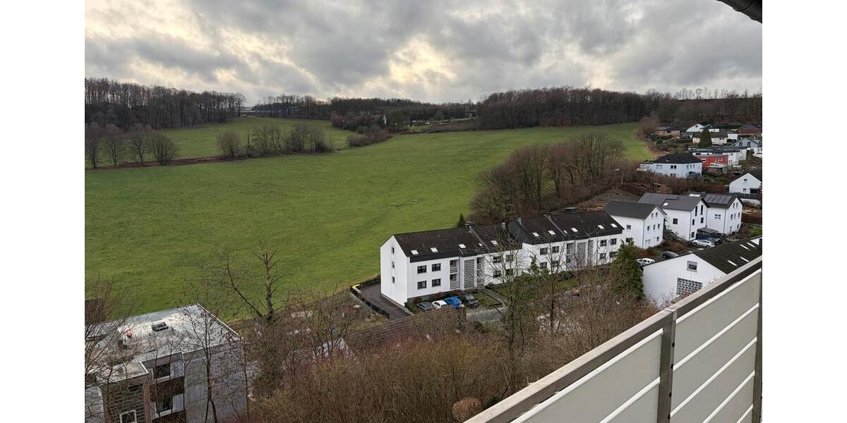 Etagenwohnung Lünen Brambauer - 4.5 Zimmer, 106 m&sup2;, 1.150&euro; | Angebot:24795136