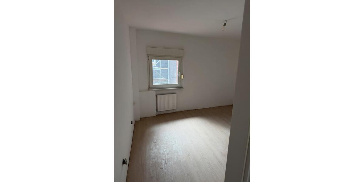 Einfamilienhaus Ahlen - 16 Zimmer, 200 m&sup2;, 430.000&euro; | Angebot:26635906