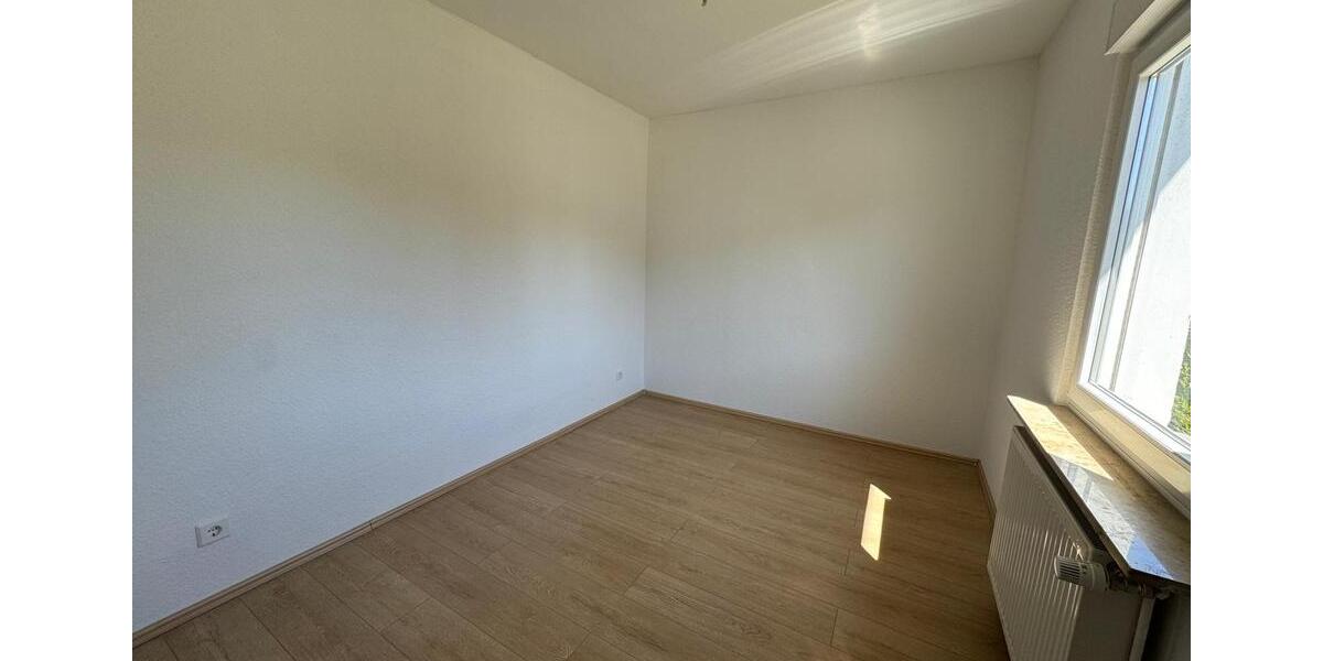 Reihenhaus Dortmund Huckarde - 6 Zimmer, 107 m&sup2;, 1.450&euro; | Angebot:26547233