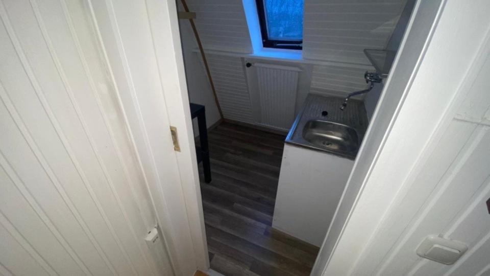 Dachgeschoßwohnung Dortmund Brackel - 1.5 Zimmer, 30 m&sup2;, 370&euro; | Angebot:25959341
