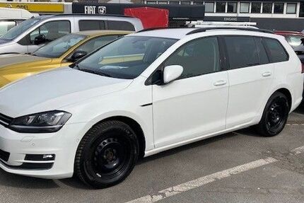 VW Golf 141.881 km 5.700 &euro; Lünen 44532