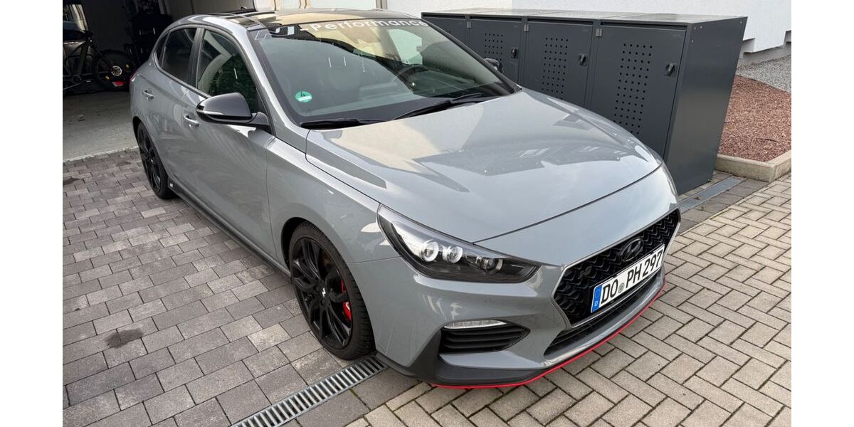 Hyundai i30 25.500 km 22.500 &euro; Unna 59427