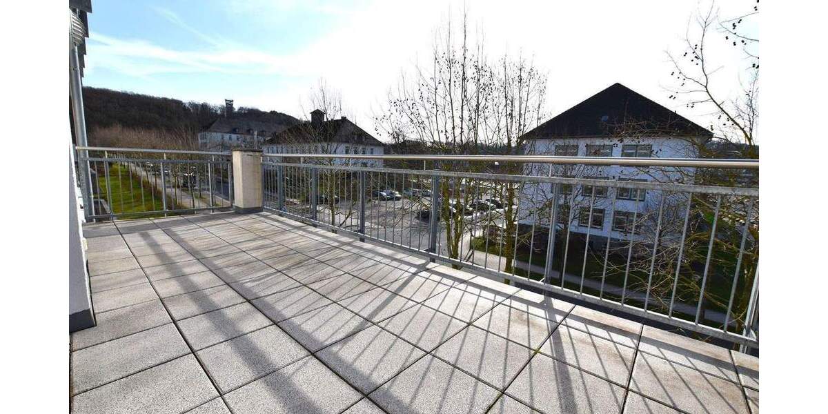 Etagenwohnung Hemer - 2 Zimmer, 83 m&sup2;, 995&euro; | Angebot:25729881