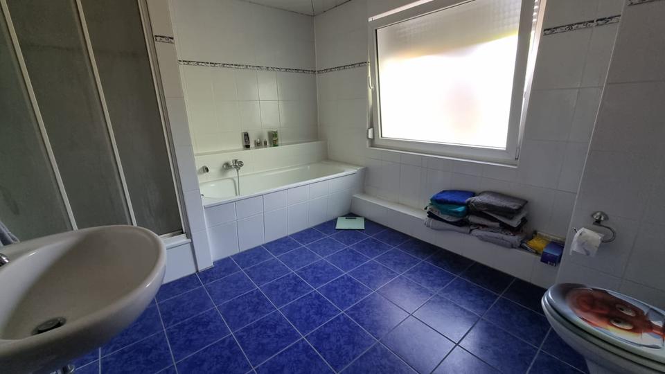Doppelhaushälfte Hamm Heessen - 8.5 Zimmer, 169 m&sup2;, 375.000&euro; | Angebot:26889267