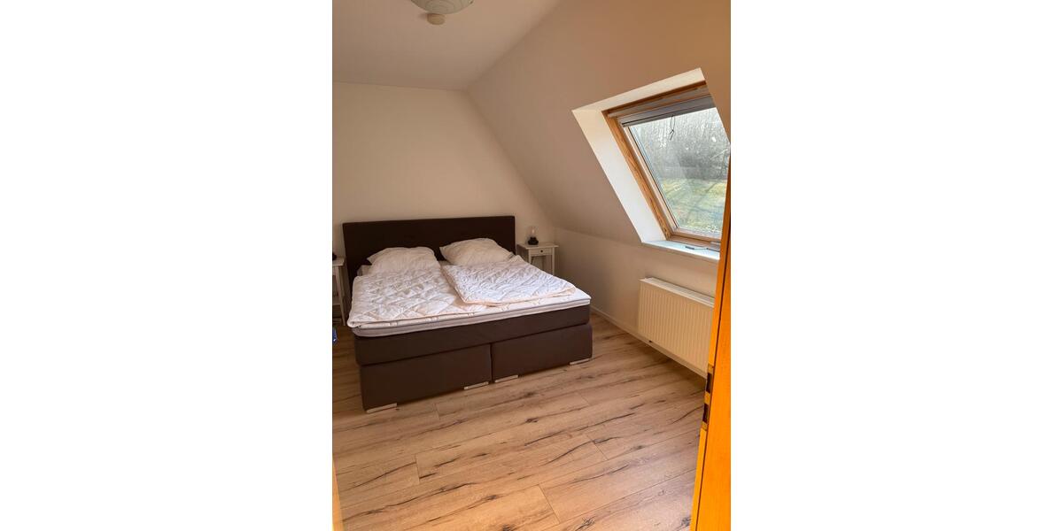 Etagenwohnung Schwerte - 2 Zimmer, 120 m&sup2;, 90&euro; | Angebot:25297094