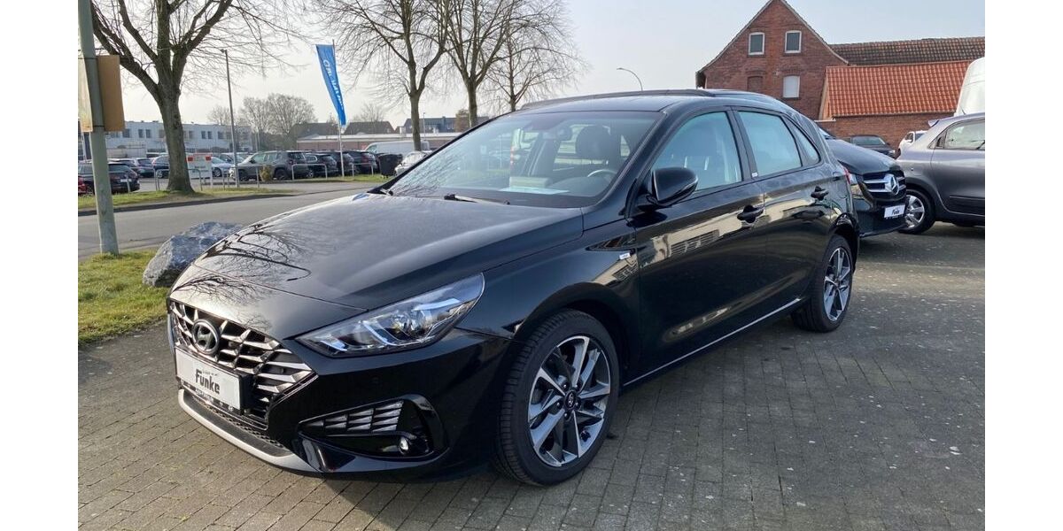 Hyundai i30 60.998 km 19.530 &euro; Ahlen 59229