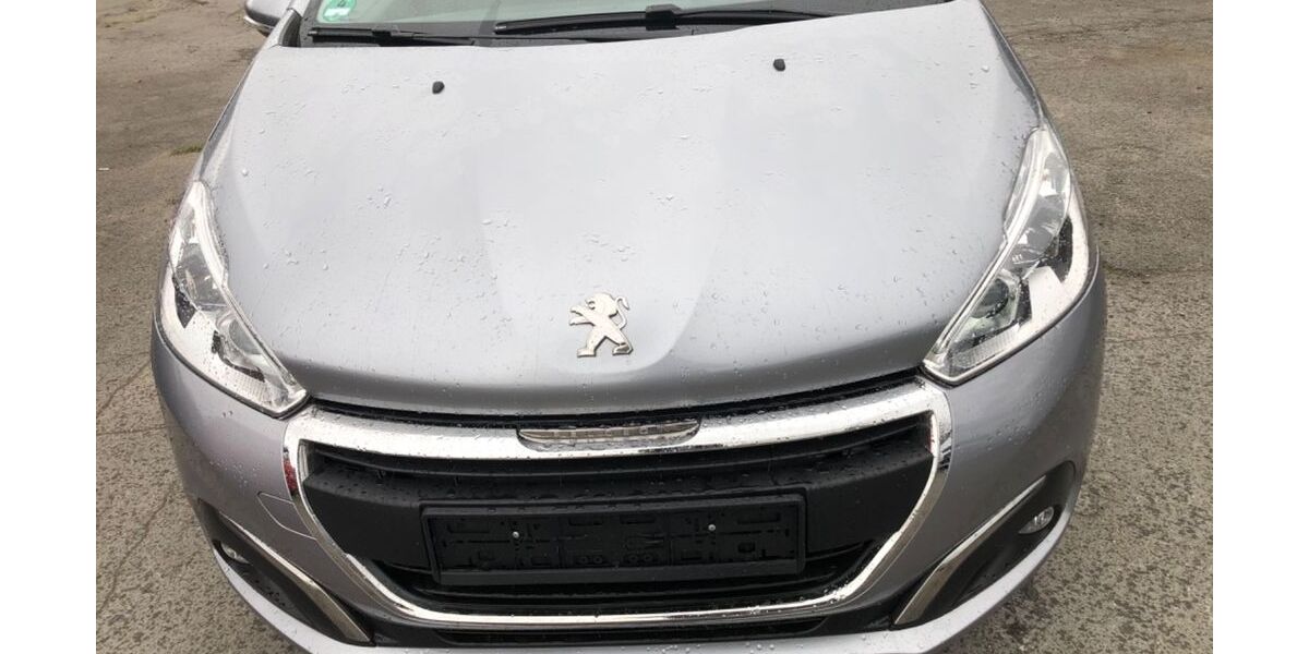 Peugeot 208 81.000 km 6.990 &euro; Dortmund 44357