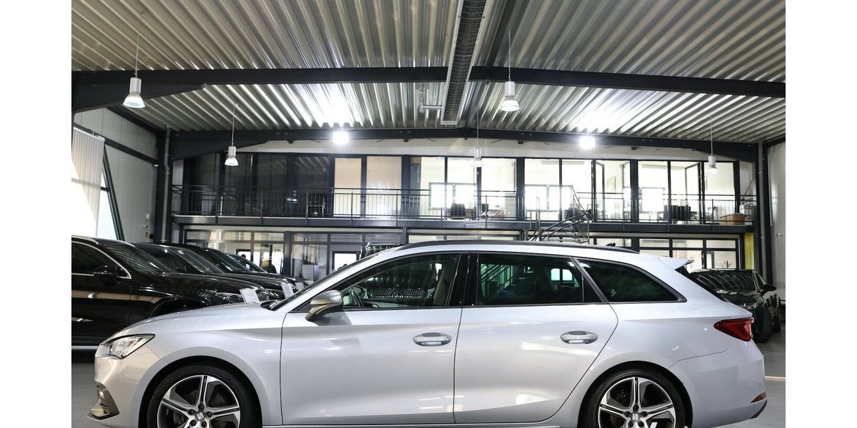 Seat Leon ST 2.0 TDI DSG FR-SPORT-PLUS / LED,PANORAMA 142.000 km 20.777 &euro; Hamm 59077