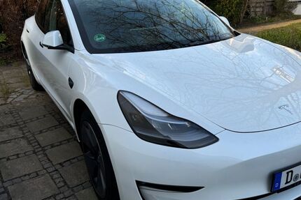 Tesla Model 3 13.500 km 31.900 &euro; Hamm 59065