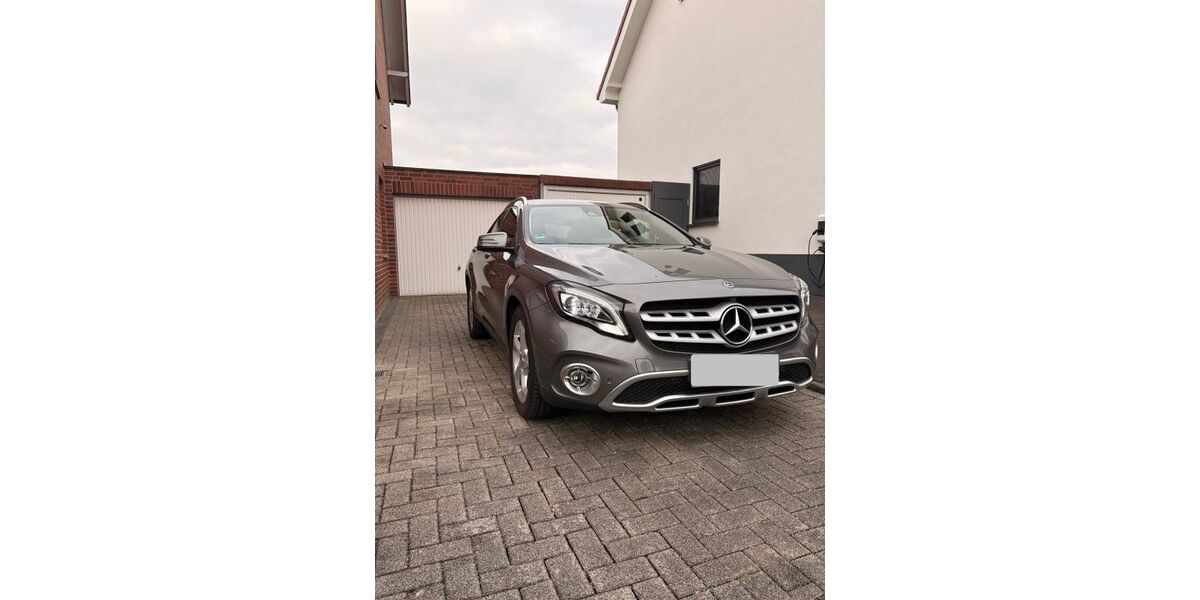 Mercedes-Benz GLA 180 83.915 km 17.900 &euro; Lünen 44534