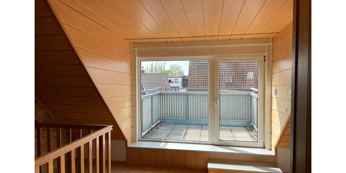 Dachgeschoßwohnung Hamm - 4 Zimmer, 106 m&sup2;, 845&euro; | Angebot:25766933