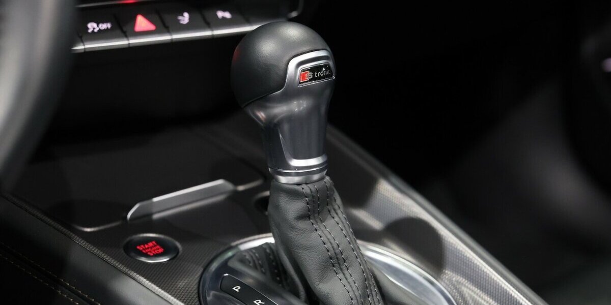 Audi TT ROADSTER 45 Q S-LINE BLACK BRONZE SELEKTION 8.400 km 48.777 &euro; Hamm 59077