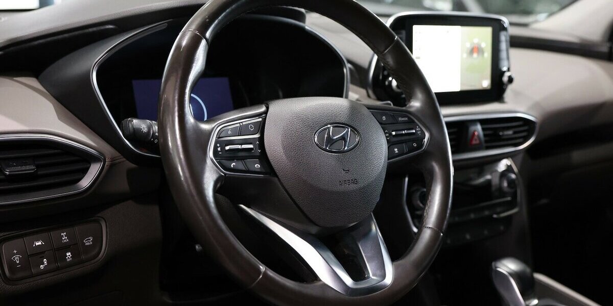 Hyundai Santa Fe 2.2 CRDI 4WD PREMIUM / VOLLAUSSTATTUNG 90.000 km 24.991 &euro; Hamm 59077