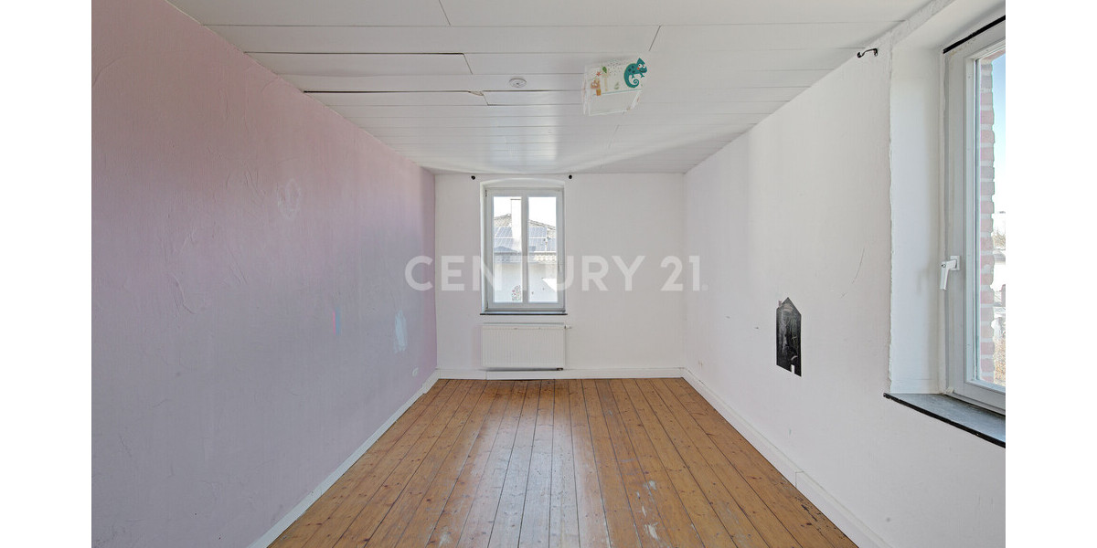 Familiendomizil: Altbau-Charme trifft auf grenzenlose Entfaltungs- und Gestaltungsmöglichkeiten - Einfamilienhaus Lünen | Angebot:26465753