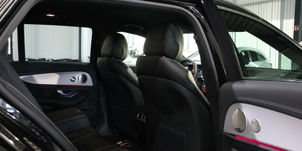 Mercedes-Benz E 200 d T BUSINESS AMG-LINE-SPORT WIDESCREEN,LED 38.000 km 41.777 &euro; Hamm 59077