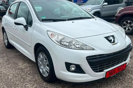 Peugeot 207 112.147 km 2.999 &euro; Hamm 59067